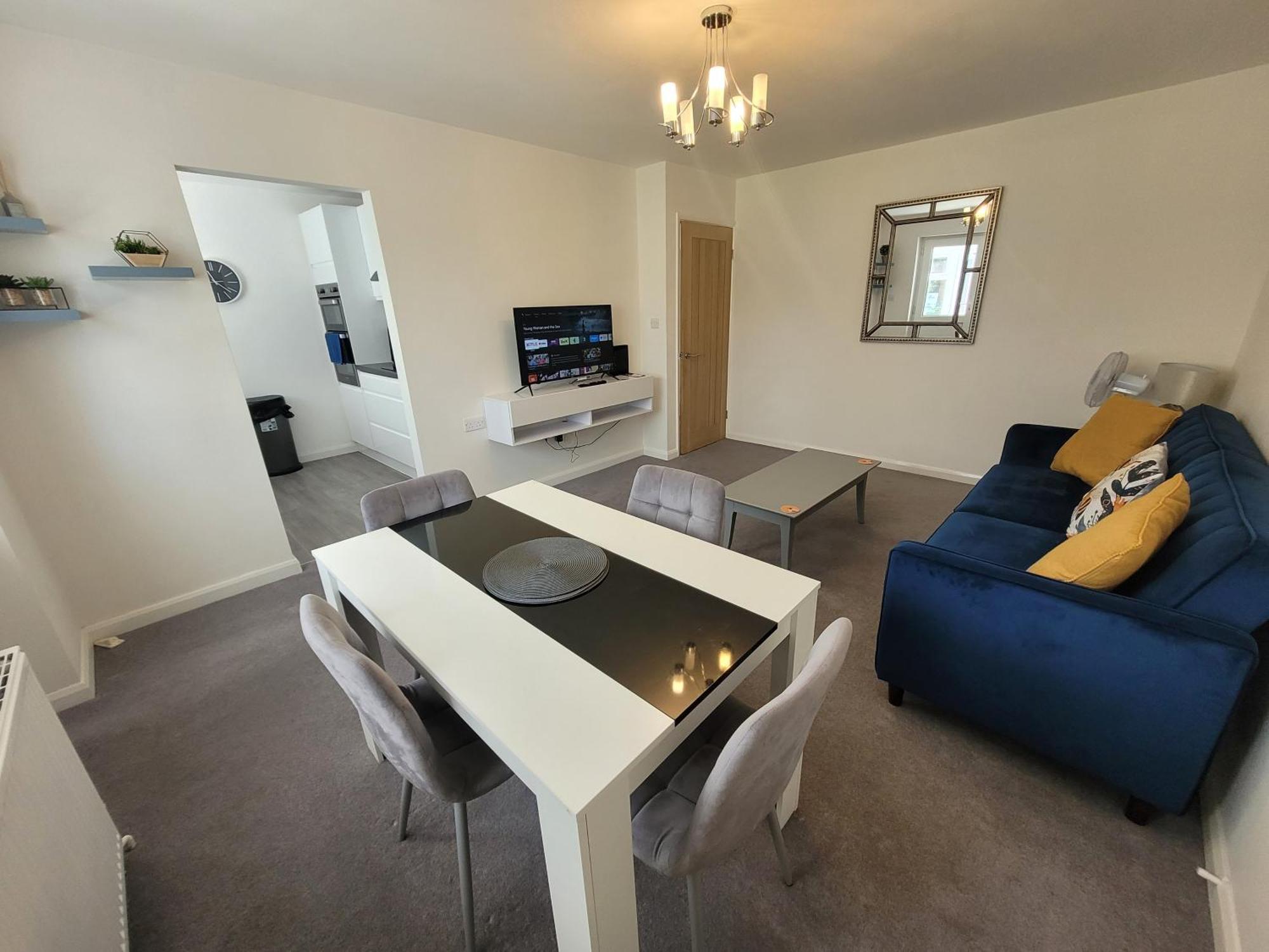 Bumblebee Bungalow - With Separate Office And Gaming Space By Catchpole Stays Colchester Ngoại thất bức ảnh