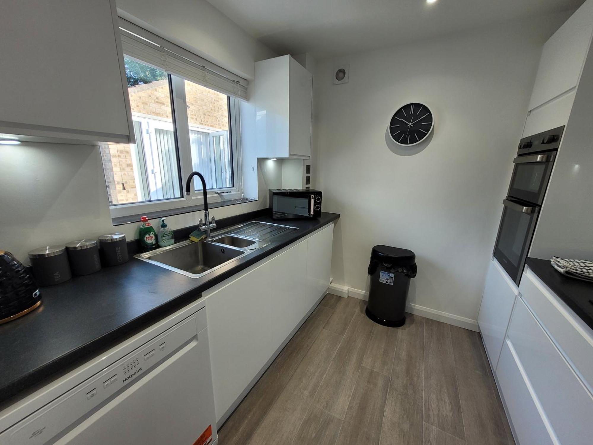 Bumblebee Bungalow - With Separate Office And Gaming Space By Catchpole Stays Colchester Ngoại thất bức ảnh